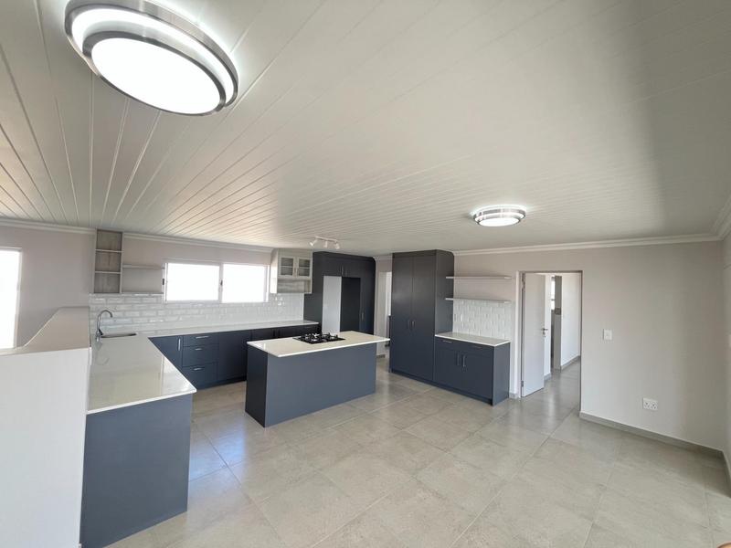 4 Bedroom Property for Sale in Da Gama Bay Western Cape